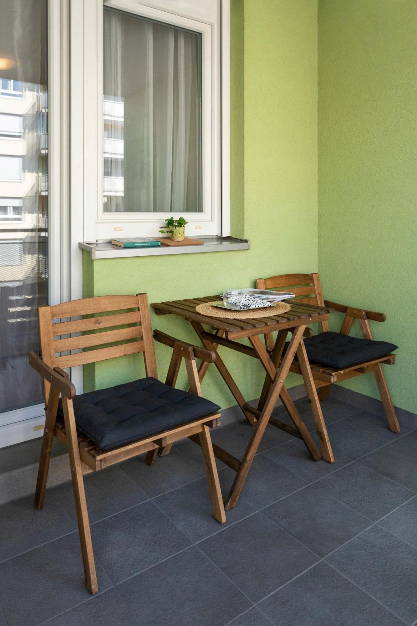 ザグレブSunny 1Bdr With Balcony & Parkingアパートメント エクステリア 写真